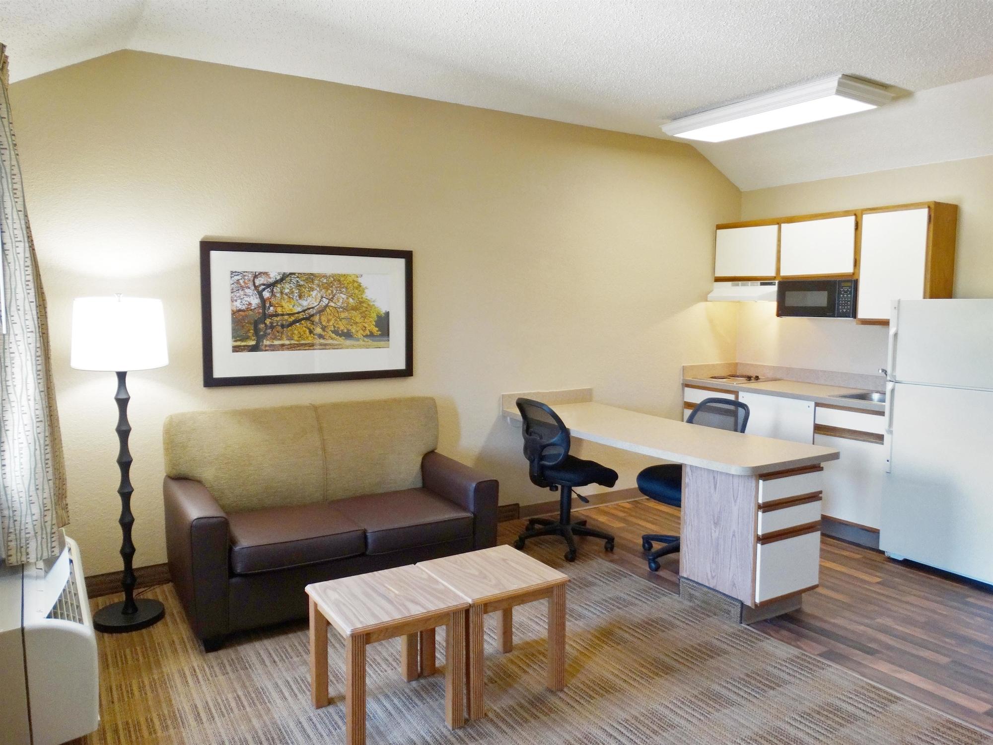 Extended Stay America Select Suites - Charleston - Airport North Charleston Eksteriør billede