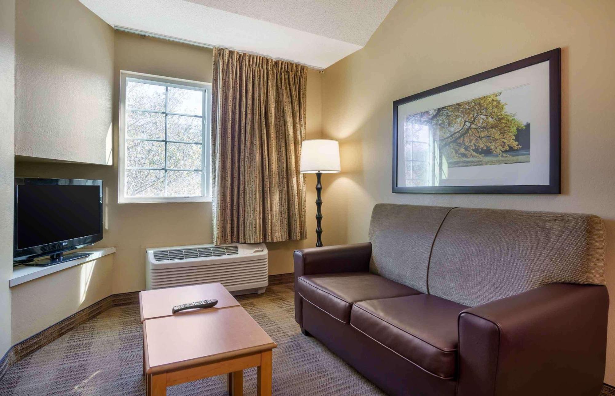 Extended Stay America Select Suites - Charleston - Airport North Charleston Eksteriør billede