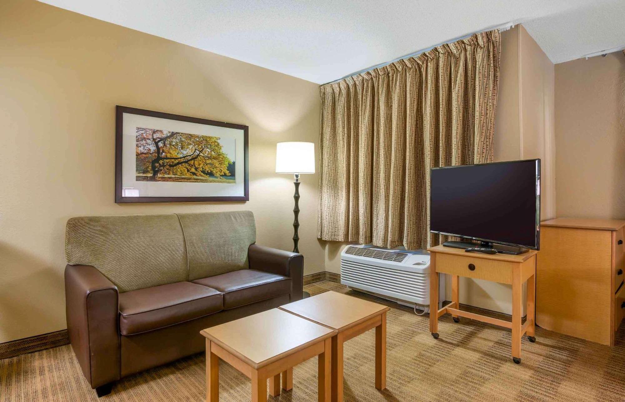 Extended Stay America Select Suites - Charleston - Airport North Charleston Eksteriør billede
