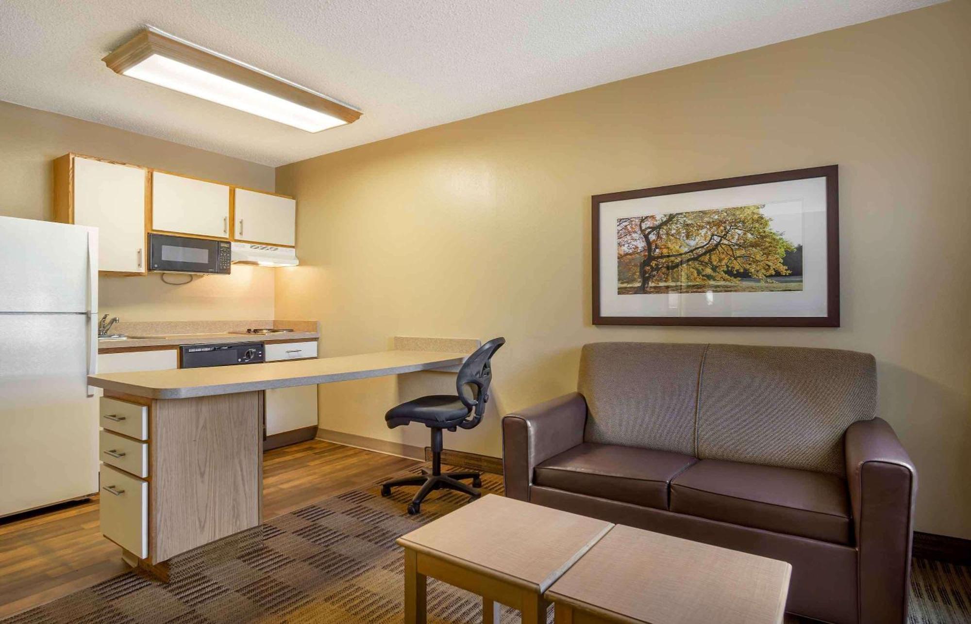 Extended Stay America Select Suites - Charleston - Airport North Charleston Eksteriør billede