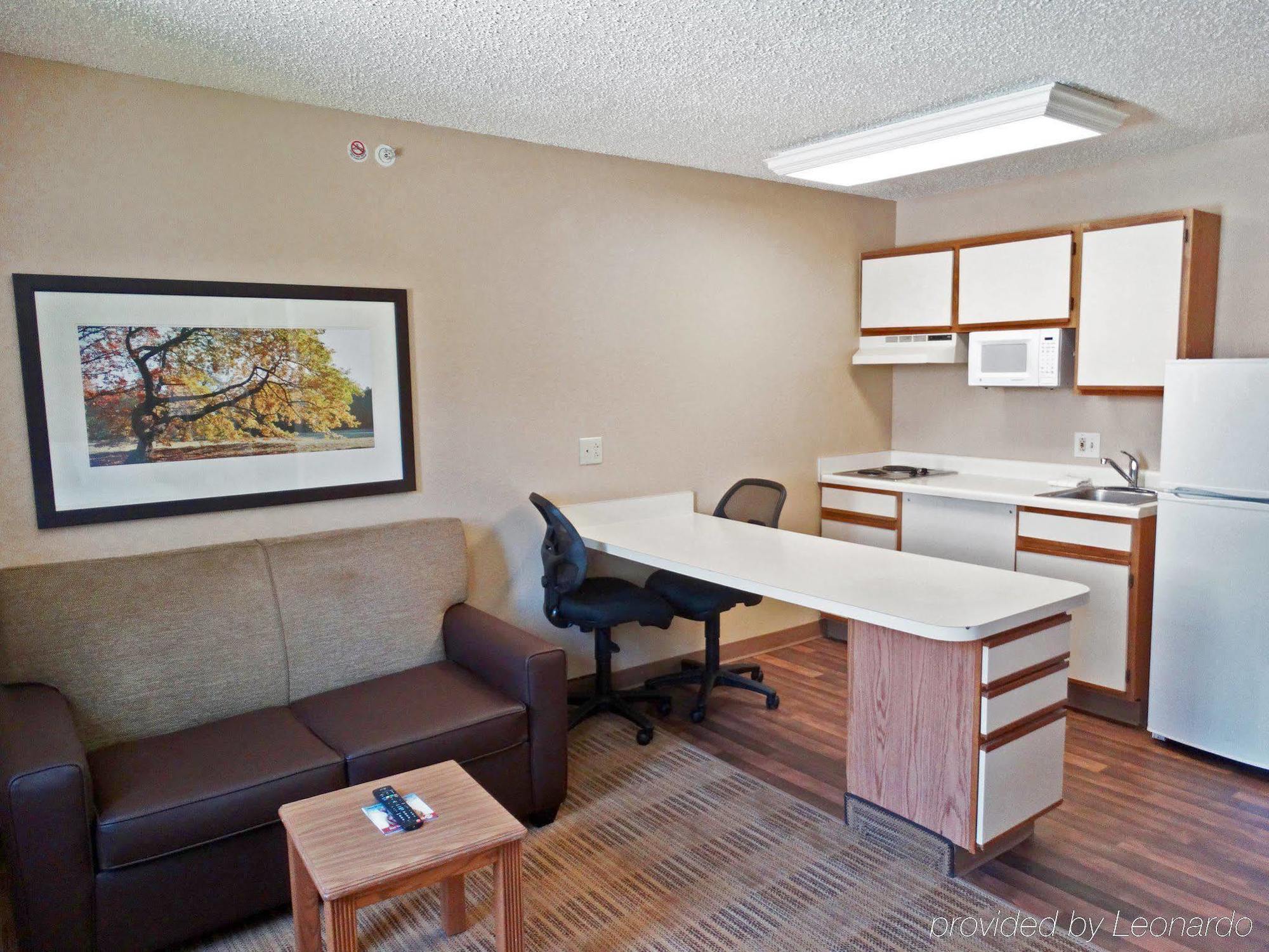 Extended Stay America Select Suites - Charleston - Airport North Charleston Eksteriør billede