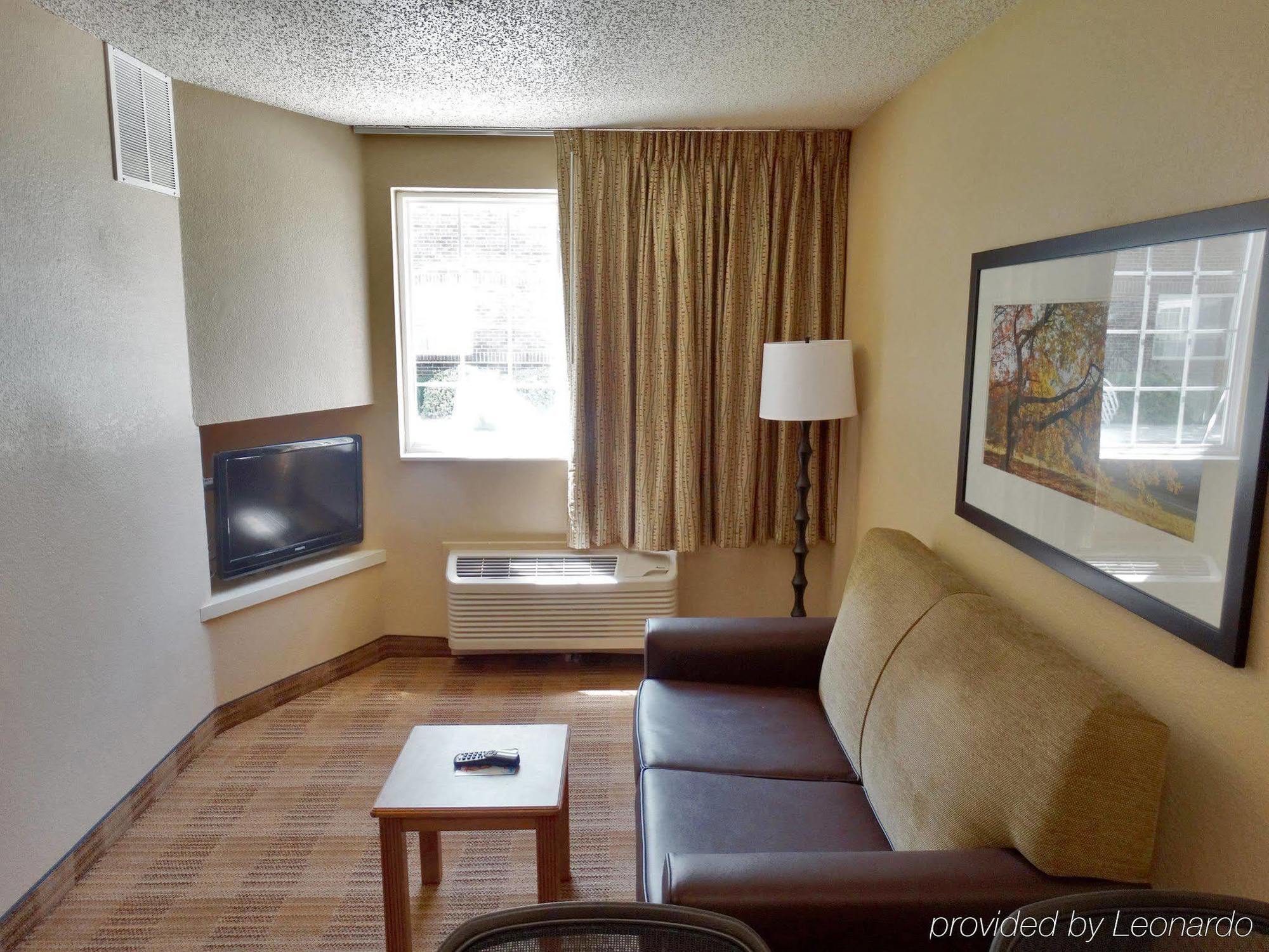 Extended Stay America Select Suites - Charleston - Airport North Charleston Eksteriør billede